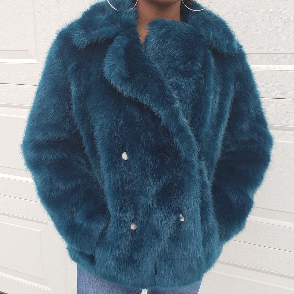 New! BEAUTIFUL MICHAEL KORS FAUX FUR size Medium